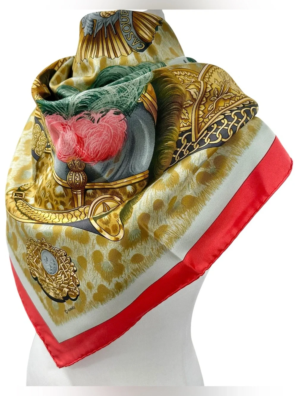 Hermes 100% Silk “Casques Plumets” Carre 90 Coral Pink & Gold Large Square Scarf - Picture 3 of 16